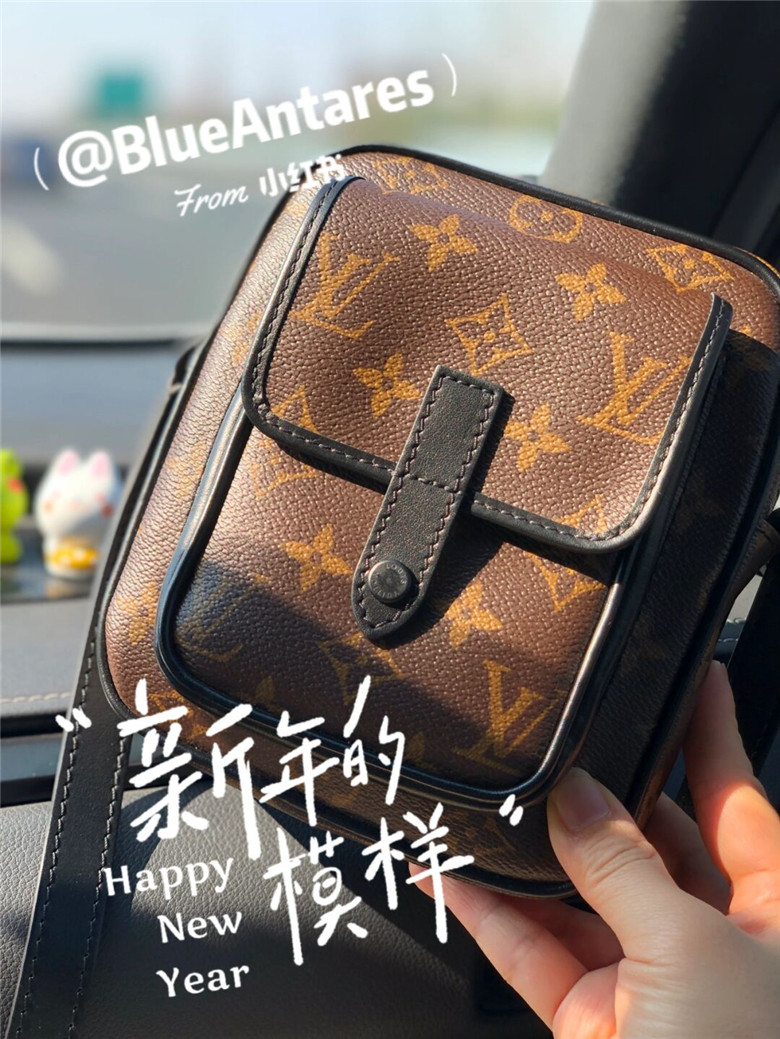 Louis Vuitton M69404 Christopher mini相机包