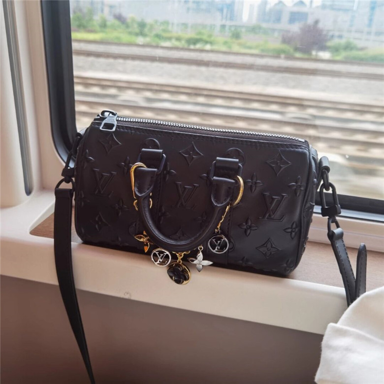 人生第一只LV | M57960 keepall xs