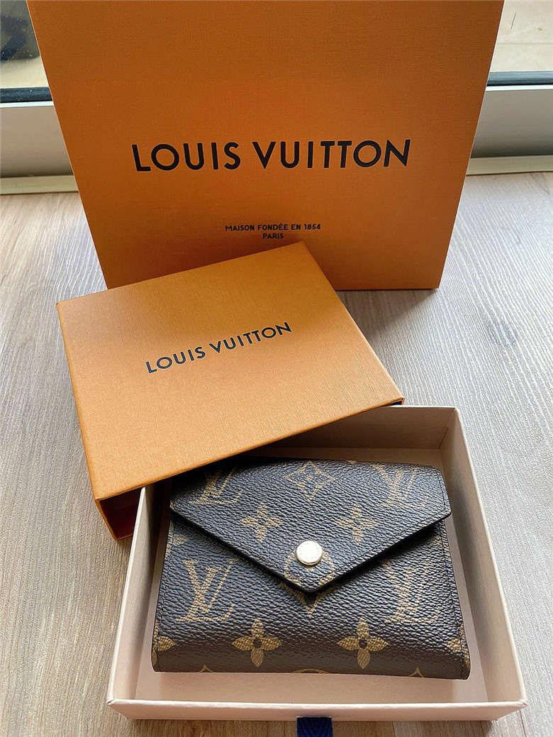 LouisVuitton Victorine Wallet 钱包