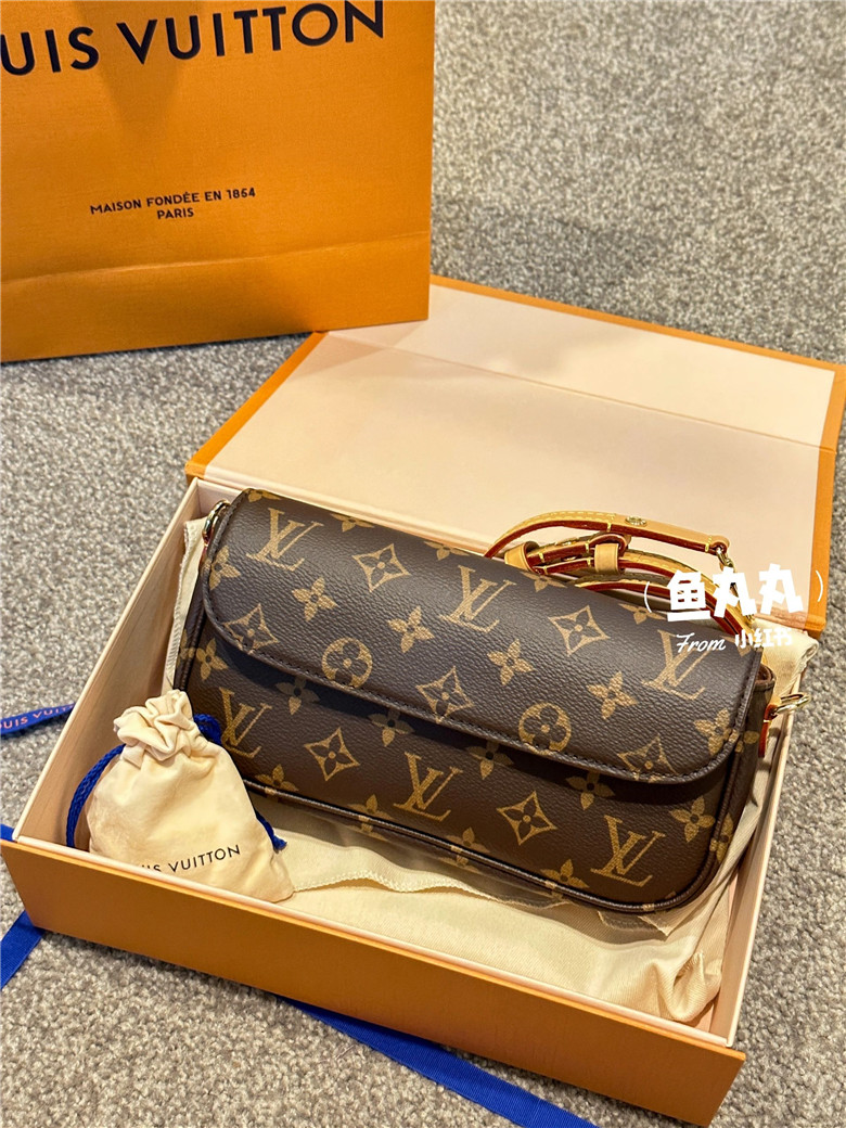 LV Ivy WOC 这小东西真别致